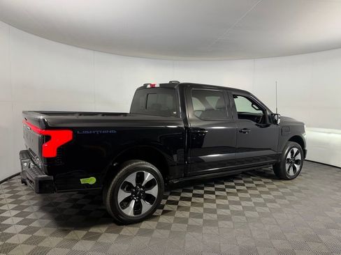 Used 2023 Ford F150 Lightning Platinum image 8