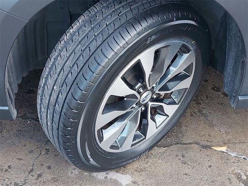 Used 2023 Subaru Outback Limited image 29