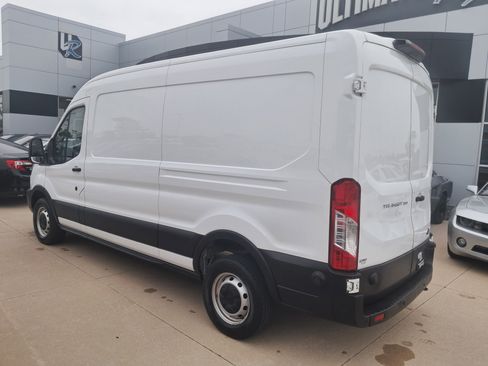 Used 2019 Ford Transit 350 148 Medium Roof RWD image 4