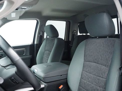 Used 2017 RAM 1500 Big Horn image 32