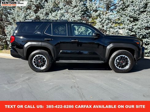 Used 2025 Toyota 4Runner TRD Off-Road image 11