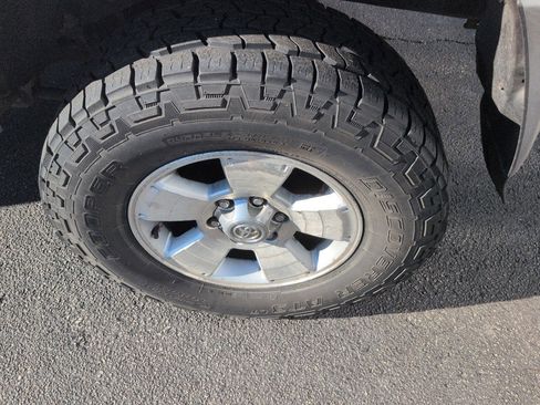 Used 2000 Toyota 4Runner Limited image 5