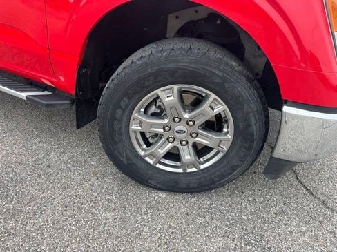 Used 2022 Ford F150 XLT w/ Equipment Group 301A Mid AWD/4WD image 16