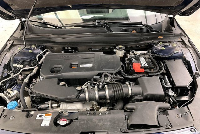 Used 2020 Honda Accord Touring image 29