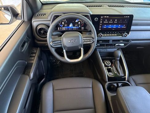 Used 2026 Chevrolet Colorado Trail Boss AWD/4WD image 13