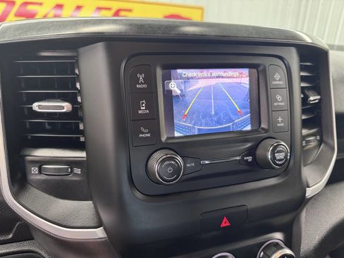 Used 2021 RAM 2500 Big Horn image 34