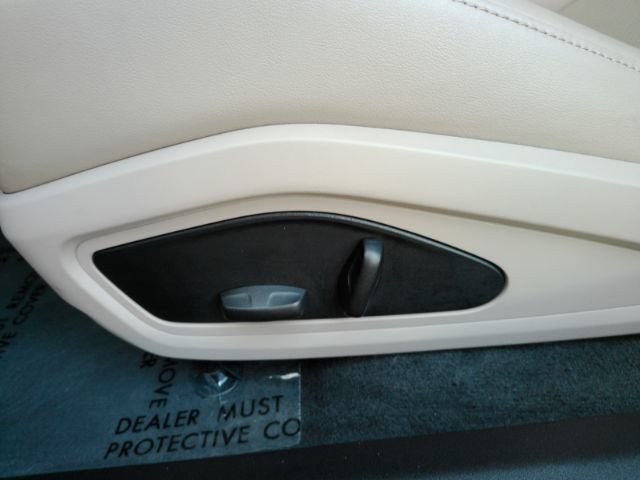 Used 2022 Porsche Taycan RWD image 14