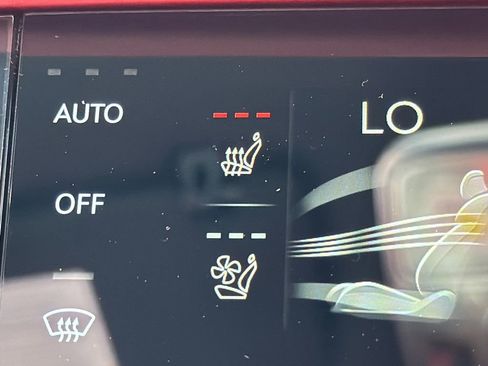 New 2026 Genesis GV70 2.5T Sport Prestige AWD/4WD image 31