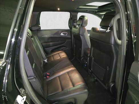 Used 2022 Jeep Grand Cherokee Limited AWD/4WD image 11
