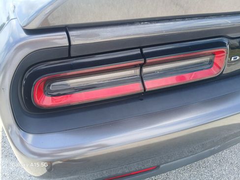 Used 2019 Dodge Challenger SXT RWD image 13