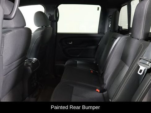 Used 2019 Nissan Titan SV w/ SV Convenience Package RWD image 16