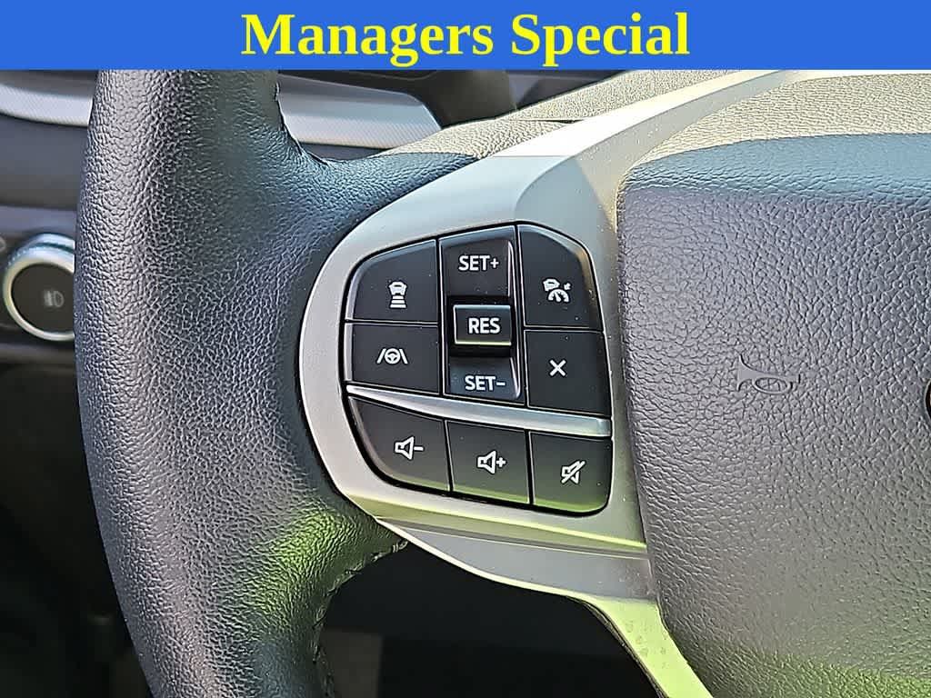 Used 2022 Ford Explorer XLT w/ Equipment Group 202A AWD/4WD image 22