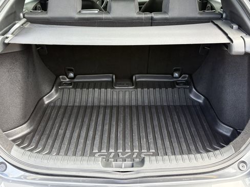 Used 2021 Honda Civic EX image 9