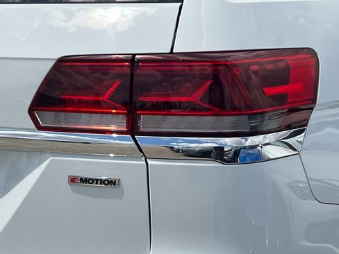 Used 2021 Volkswagen Atlas SEL Premium AWD/4WD image 36