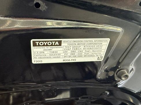 Used 2024 Toyota Corolla SE image 35