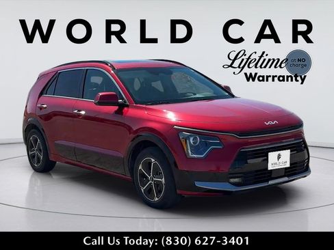Used 2023 Kia Niro FWD image 2
