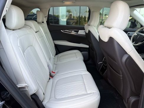 Certified 2022 Lincoln Nautilus Black Label AWD/4WD image 23