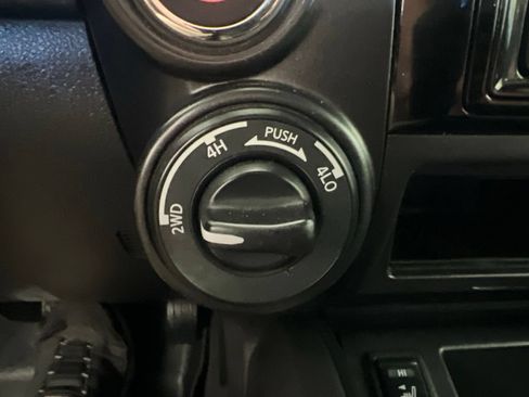 Certified 2024 Nissan Titan SV w/ SV Bronze Edition Package AWD/4WD image 48