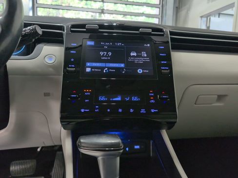Certified 2023 Hyundai Tucson SEL w/ Convenience Package AWD/4WD image 19