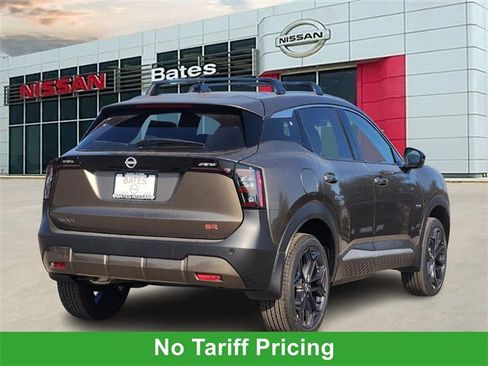 New 2026 Nissan Kicks SR image 4