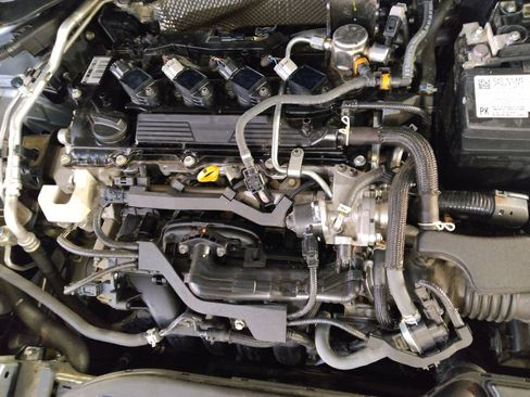 Used 2023 Toyota Corolla LE image 30