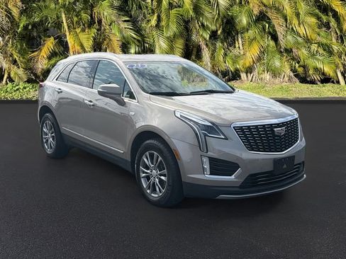 Used 2023 Cadillac XT5 Premium Luxury w/ LPO, Floor Liner Package AWD/4WD image 2