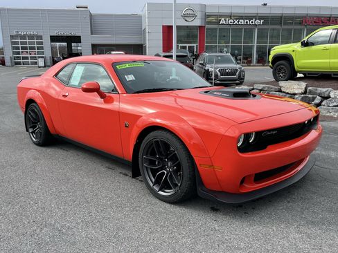 Used 2021 Dodge Challenger R/T Scat Pack image 1