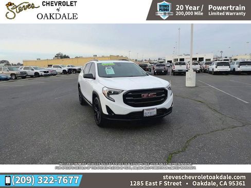 Certified 2021 GMC Terrain SLT w/ Infotainment Package II image 3