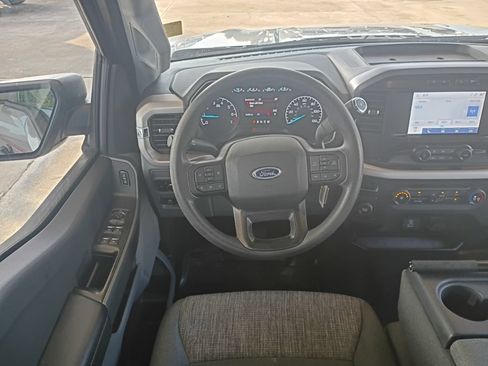 Used 2023 Ford F150 XLT RWD image 4