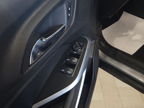 Used 2024 Chevrolet Trax LS FWD image 11