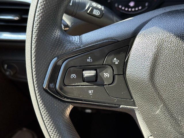 Used 2021 Chevrolet TrailBlazer LT w/ Convenience Package FWD image 24
