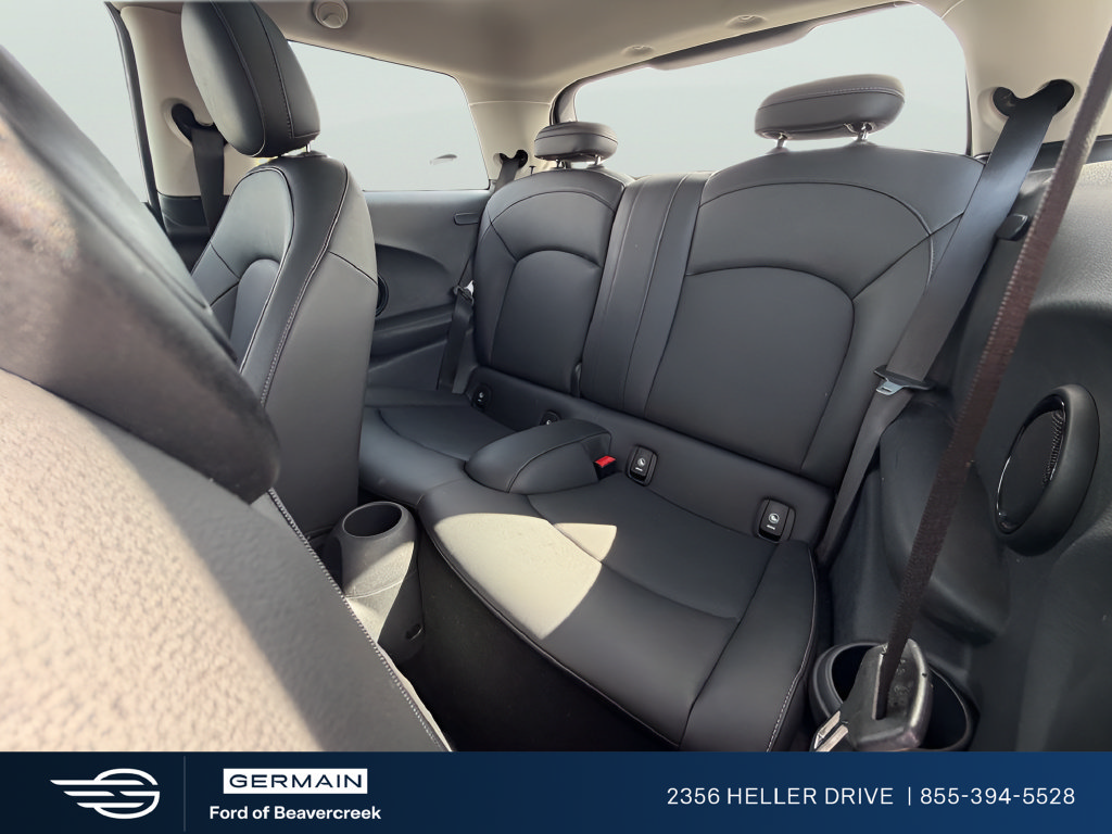 Used 2023 MINI Cooper 2-Door Hardtop FWD image 24