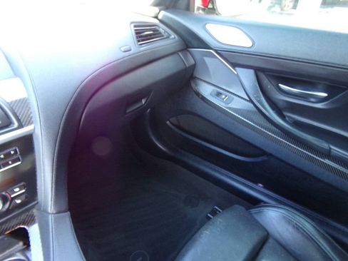 Used 2014 BMW M6 Coupe w/ Competition Package RWD image 23