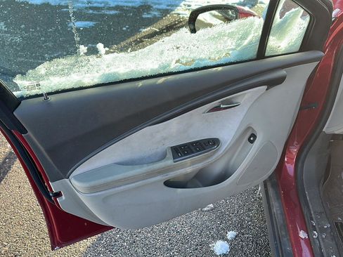 Used 2015 Chevrolet Volt Premium w/ Premium Trim Package image 17