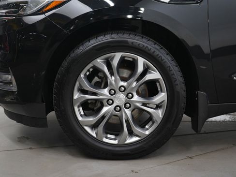 Used 2019 Buick Enclave Avenir w/ Avenir Technology Package image 34