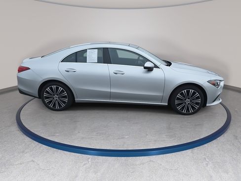 Used 2023 Mercedes-Benz CLA 250 4MATIC w/ Premium Package image 4