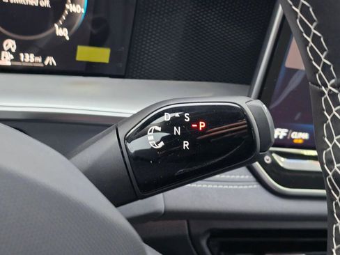 New 2026 Volkswagen Tiguan SE AWD/4WD image 27