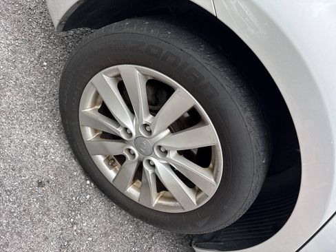 Used 2014 Kia Forte LX w/ Popular Package FWD image 5