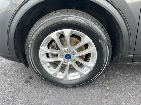 Used 2020 Ford Escape SE image 28