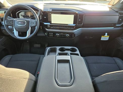 New 2025 GMC Sierra 2500 SLE w/ SLE Value Package; image 2