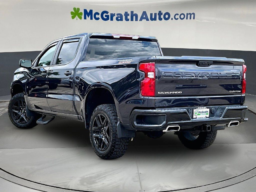 Used 2024 Chevrolet Silverado 1500 Custom Trail Boss AWD/4WD image 5