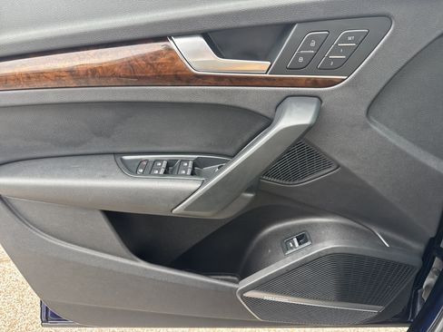 Used 2018 Audi Q5 2.0T Premium Plus w/ Premium Plus Package image 14