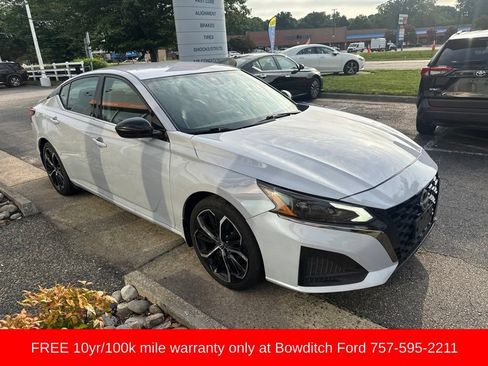 Used 2023 Nissan Altima 2.5 SR FWD image 8