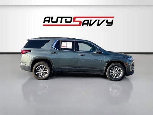 Used 2023 Chevrolet Traverse LT FWD image 8