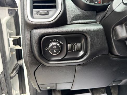 Used 2019 RAM 3500 Big Horn AWD/4WD image 25