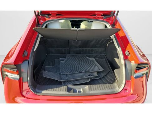 Certified 2024 Toyota Prius XLE AWD/4WD image 9