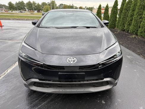 Certified 2024 Toyota Prius LE image 7