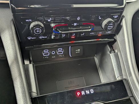 New 2025 Jeep Grand Cherokee Laredo X w/ Luxury Tech Group I image 24