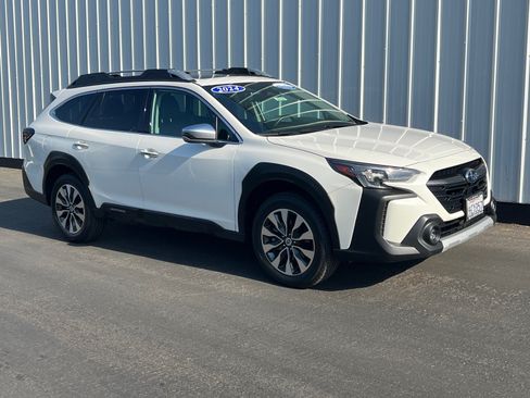 Certified 2024 Subaru Outback Touring AWD/4WD image 8