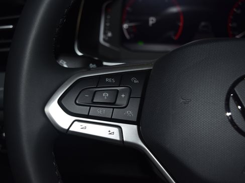 New 2026 Volkswagen Jetta SEL image 7